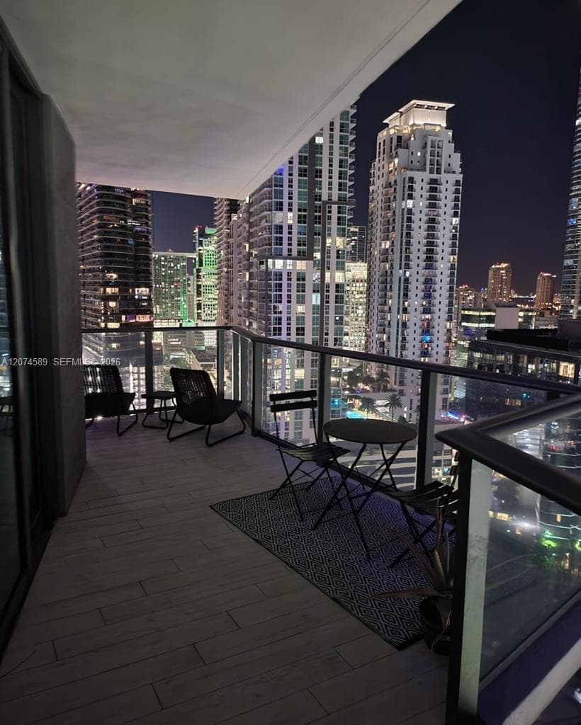 1300 S Miami Ave # 2501, Miami FL 33130 photo 4