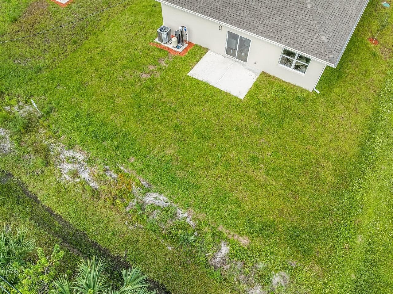 8526 102ND Court, Vero Beach FL 32967 photo 2