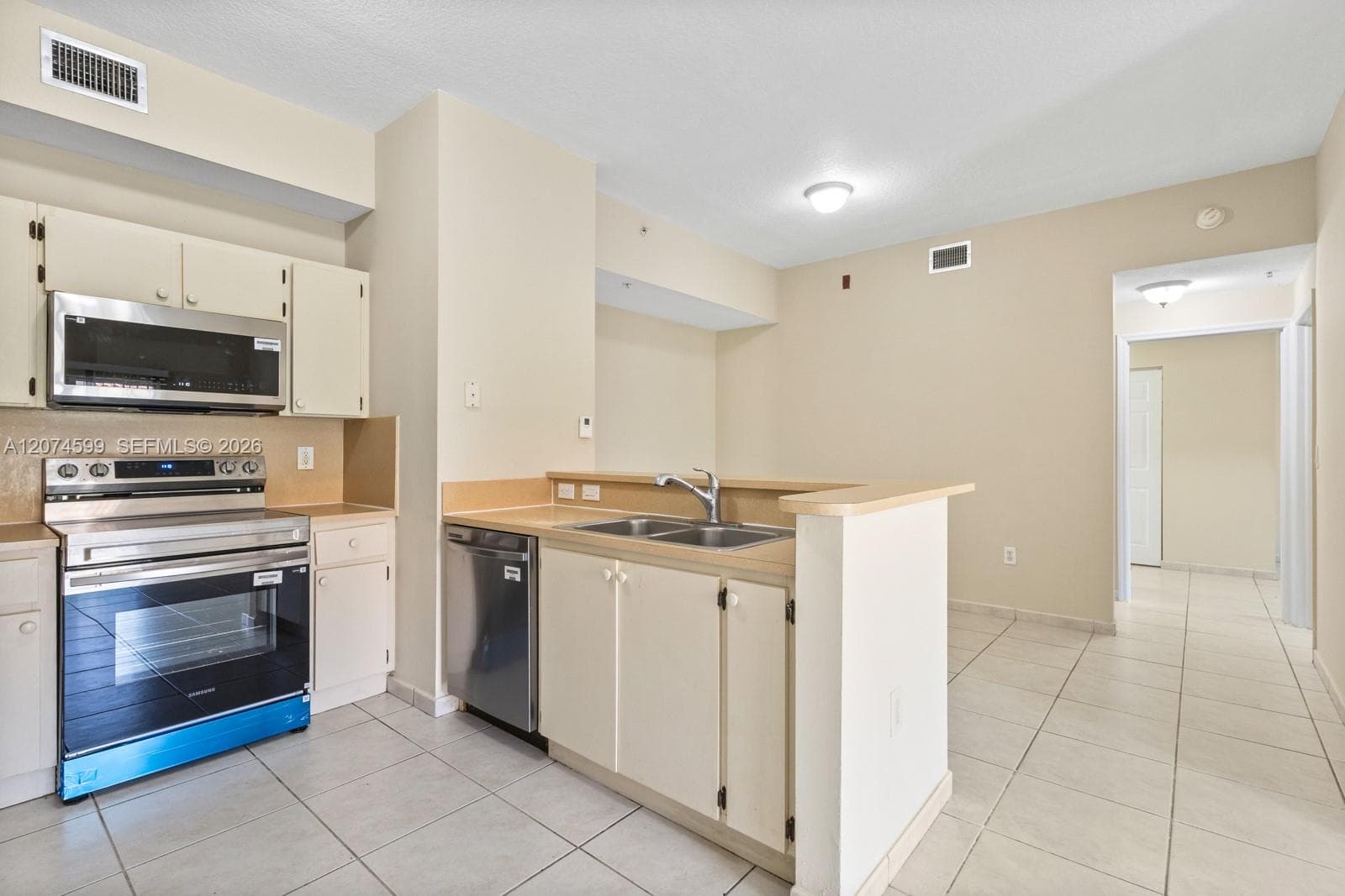 7330 NW 114th Ave # 105, Doral FL 33178 photo 4