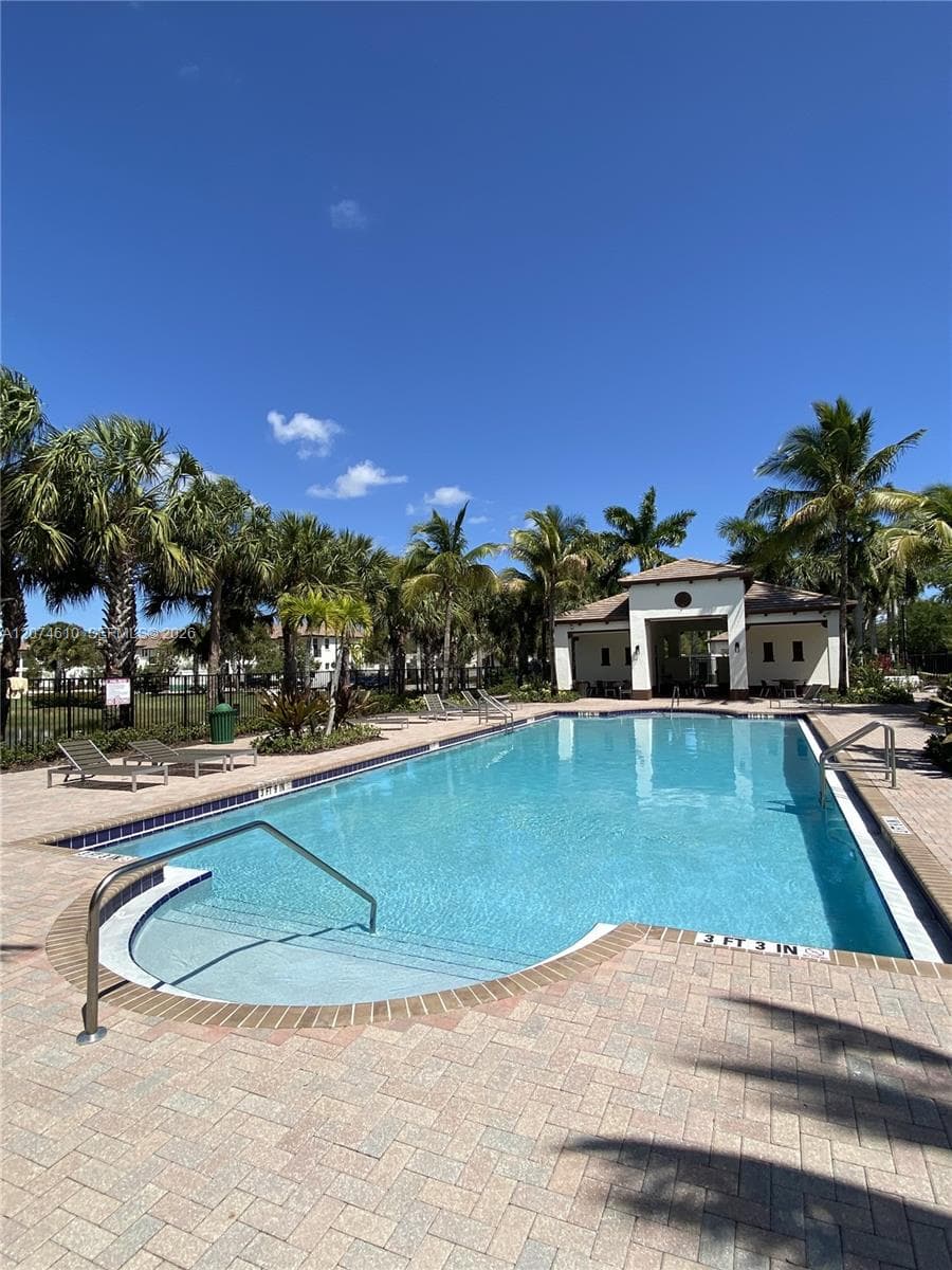4676 Monarch Way, Coconut Creek FL 33073 photo 5