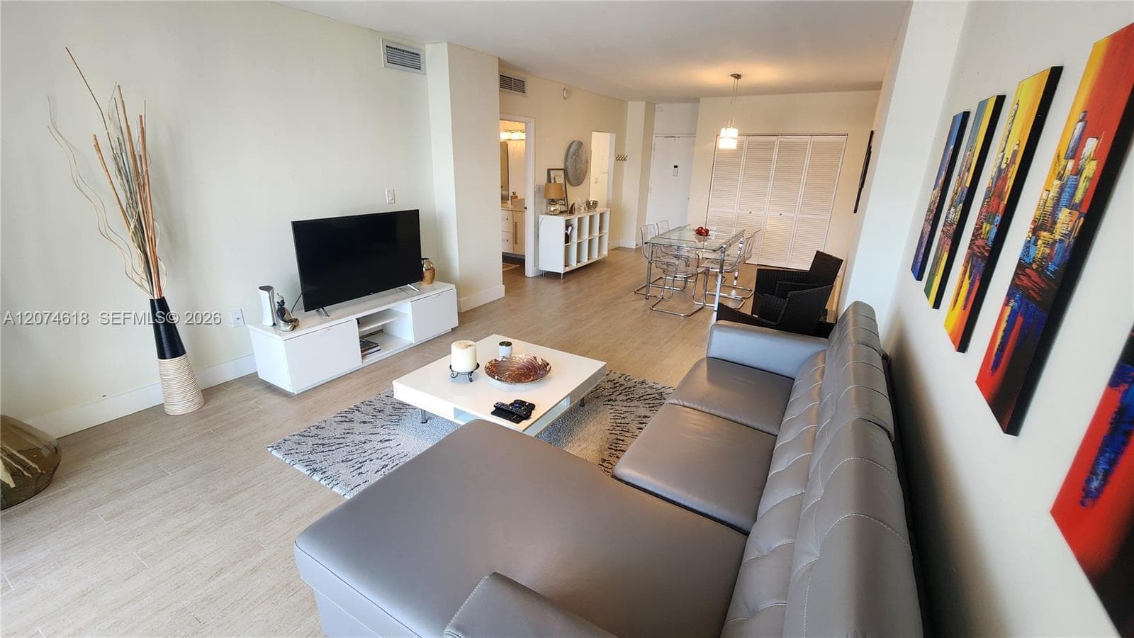 500 Bayview Dr # 1725, Sunny Isles Beach FL 33160 photo 4