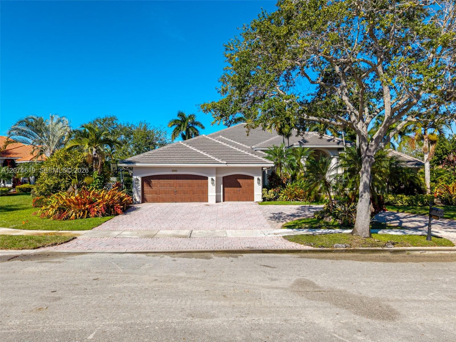 2950 Medinah, Weston FL 33332 photo 2