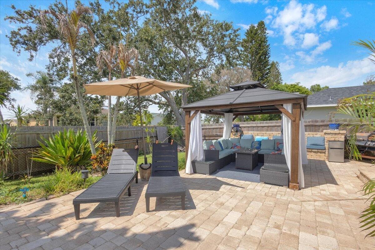 568 SE NOME Drive, Port St. Lucie FL 34984 photo 3