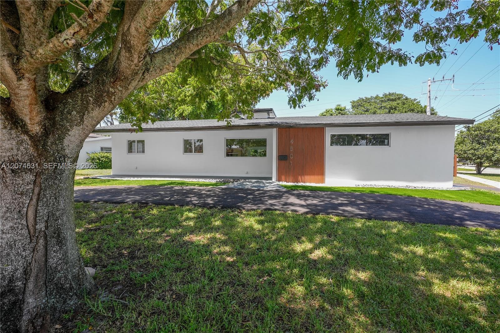 4801 Tyler St, Hollywood, FL 33021 photo 2