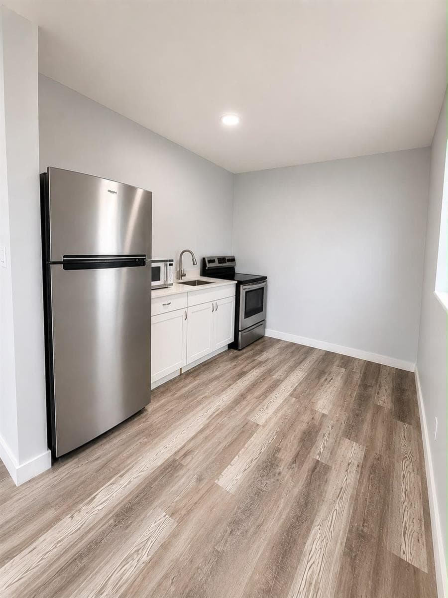 525 NW 5TH Street # 1, Hallandale Beach FL 33009 photo 2