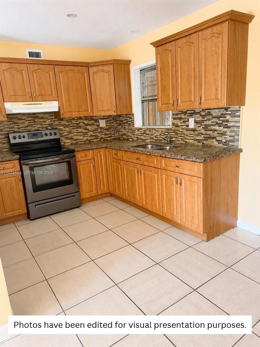 3640 NW 3rd St, Lauderhill FL 33311 photo 3