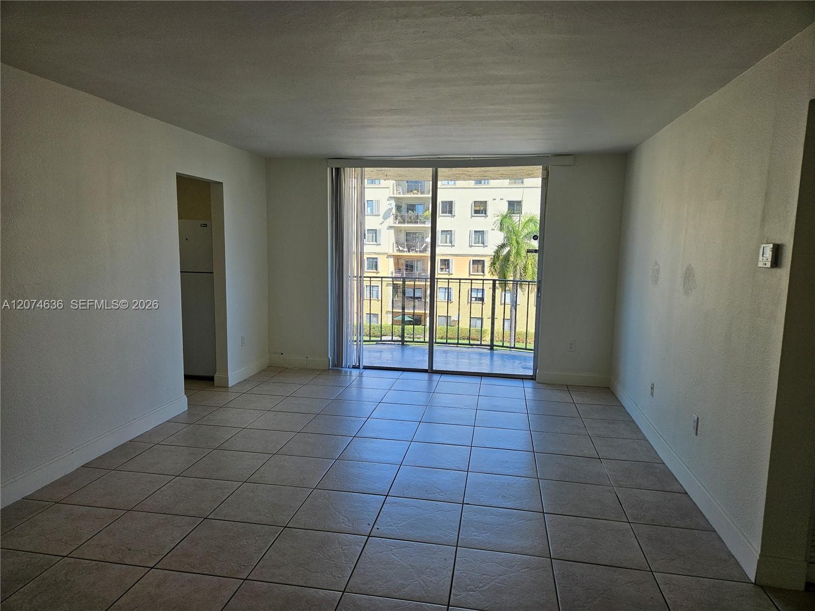 9320 Fontainebleau Blvd # 401, Miami FL 33172 photo 4