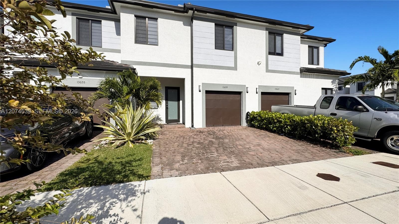 13659 SW 158th Ave, Miami FL 33196 photo 3