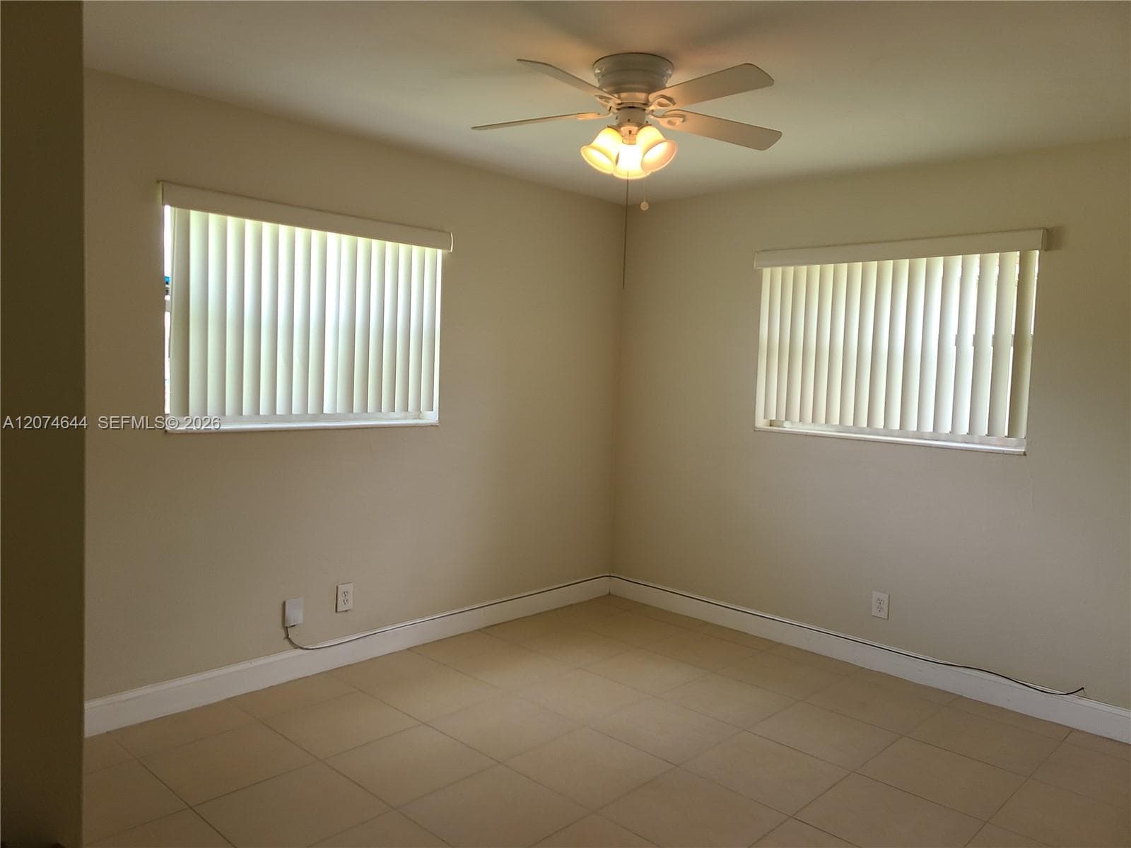 6580 Grant St, Hollywood FL 33024 photo 5