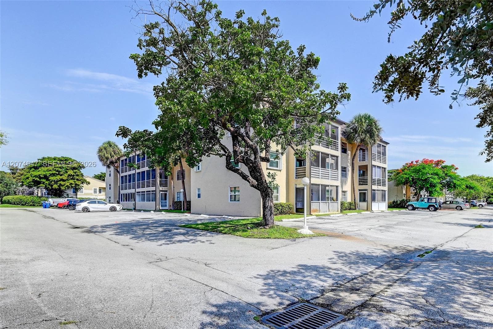 2700 Riverside Dr # B, Coral Springs FL 33065 photo 3