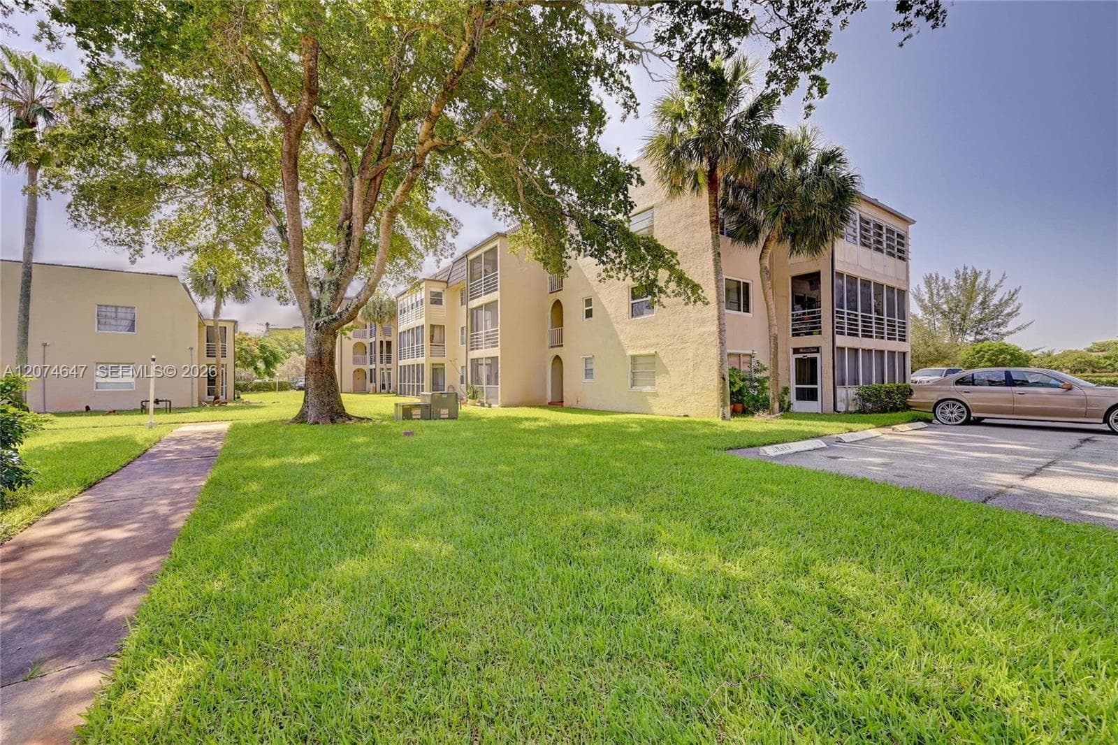 2700 Riverside Dr # B, Coral Springs FL 33065 photo 4