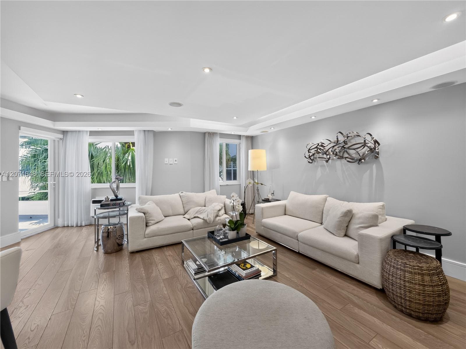 10190 Collins Ave # 204, Bal Harbour FL 33154