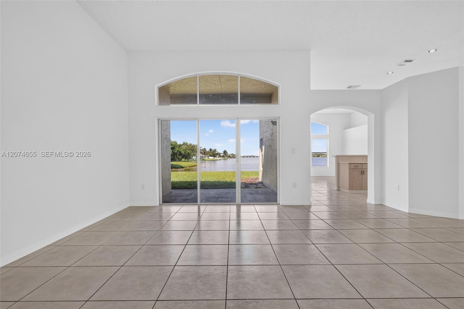 2342 NW 184th Ter, Pembroke Pines FL 33029 photo 3