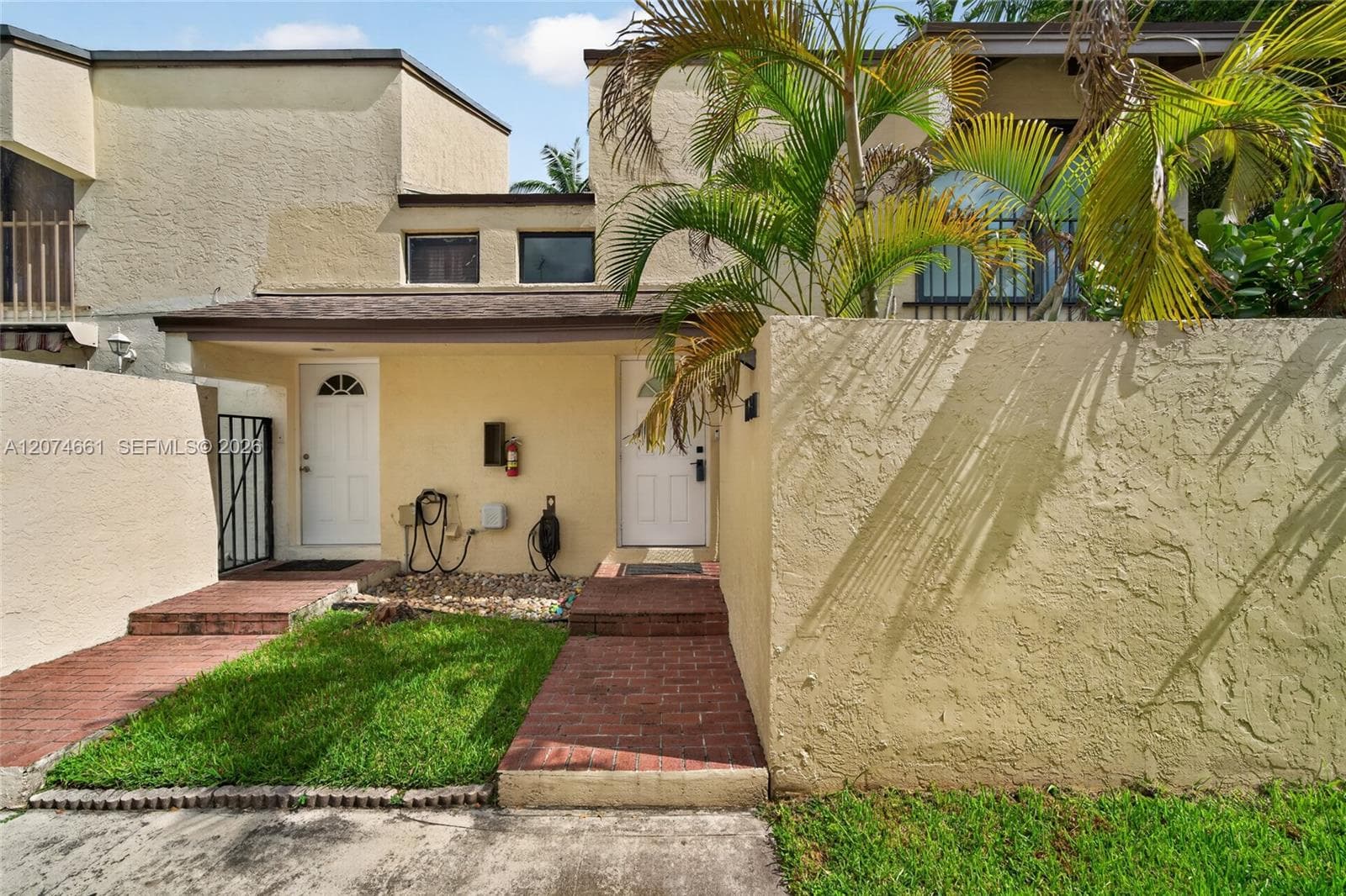 15811 SW 91st Ct # B, Palmetto Bay FL 33157