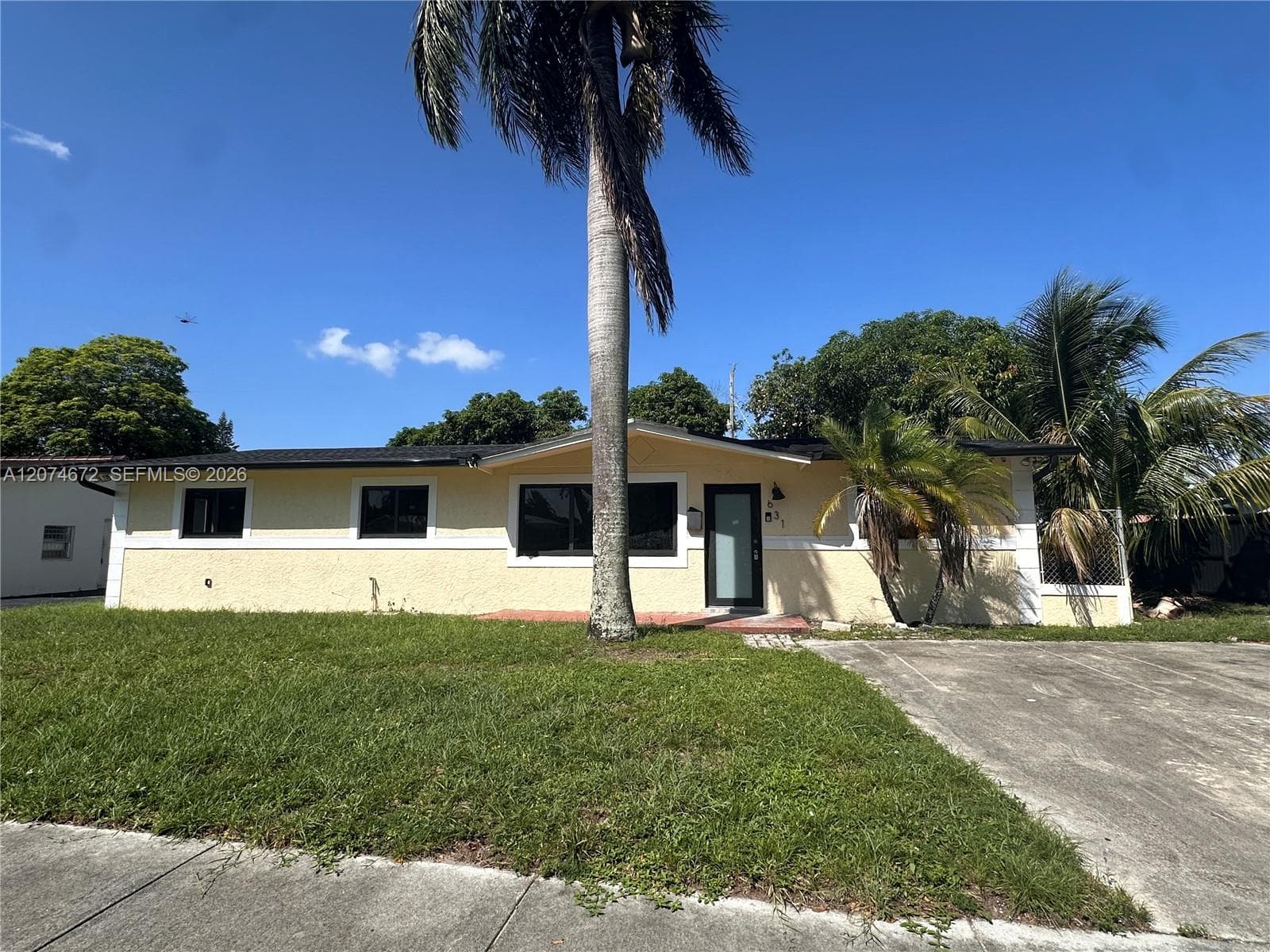 631 NW 37th Ave, Lauderhill FL 33311