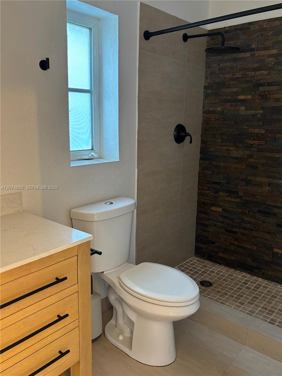 447 Blue Rd, Coral Gables FL 33146 photo 4