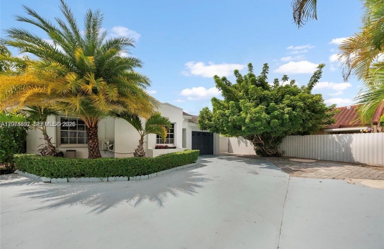 15642 SW 59th St # 0, Miami FL 33193