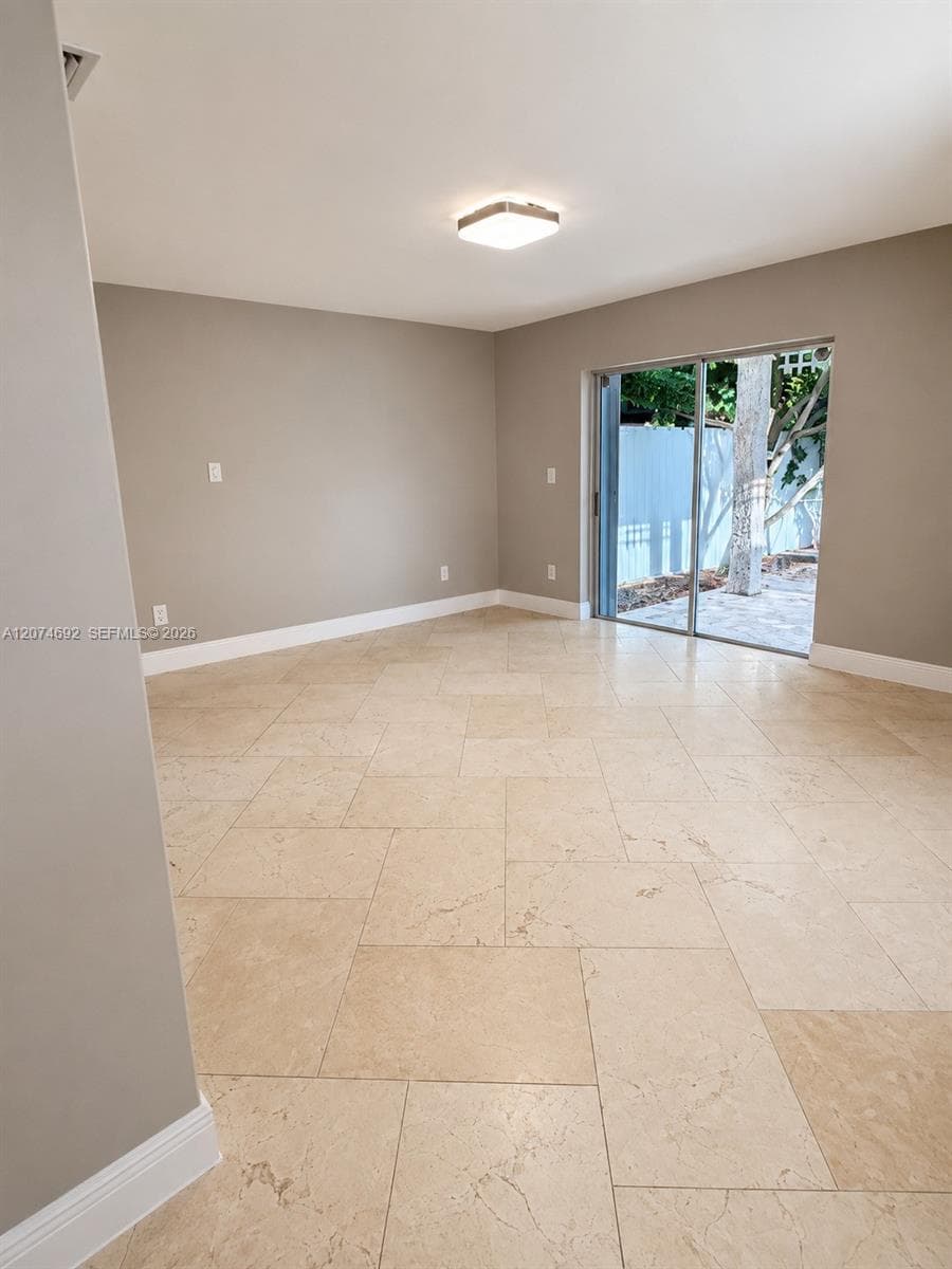 15642 SW 59th St # 0, Miami FL 33193 photo 4