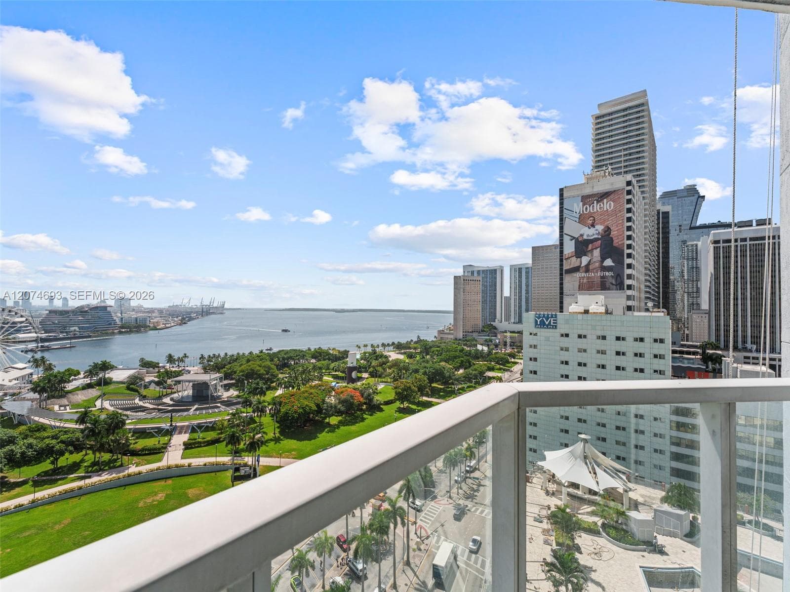 244 Biscayne Blvd # 1803, Miami FL 33132