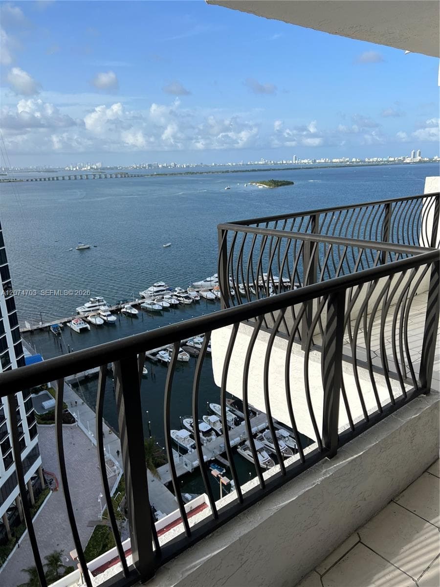 555 NE 15th St # 24E, Miami FL 33132