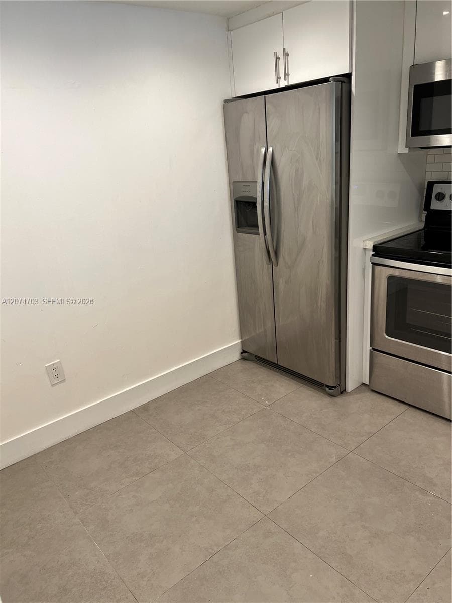 555 NE 15th St # 24E, Miami FL 33132 photo 4