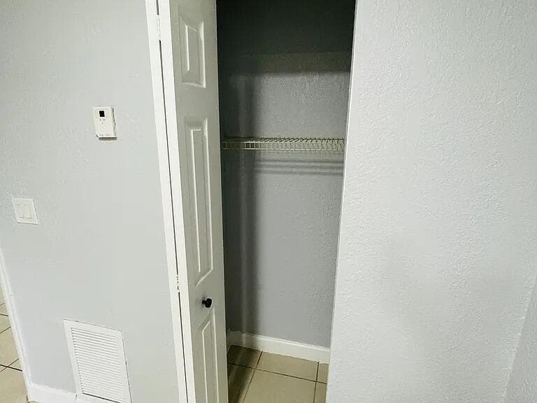890 NW 45 Avenue # 32, Miami FL 33126 photo 4