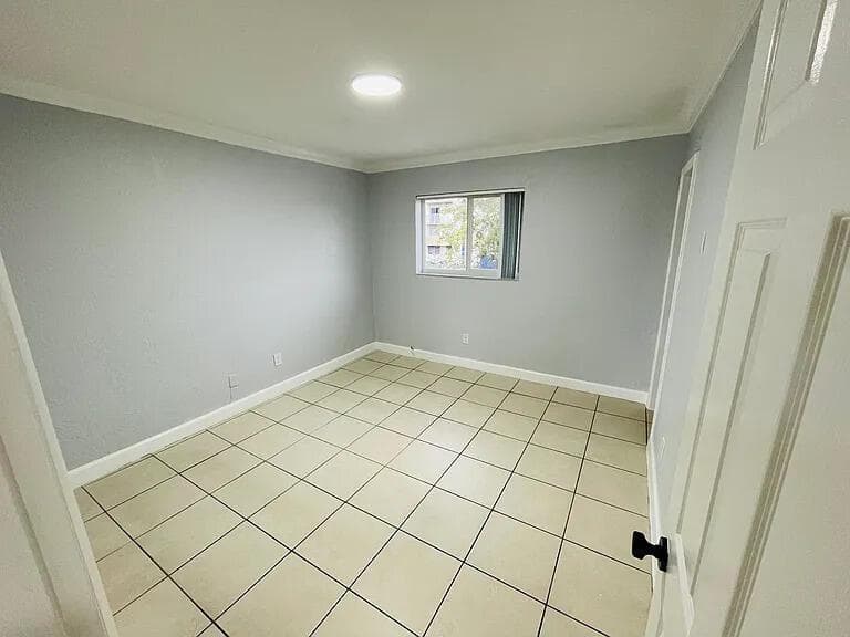 890 NW 45 Avenue # 32, Miami FL 33126 photo 5