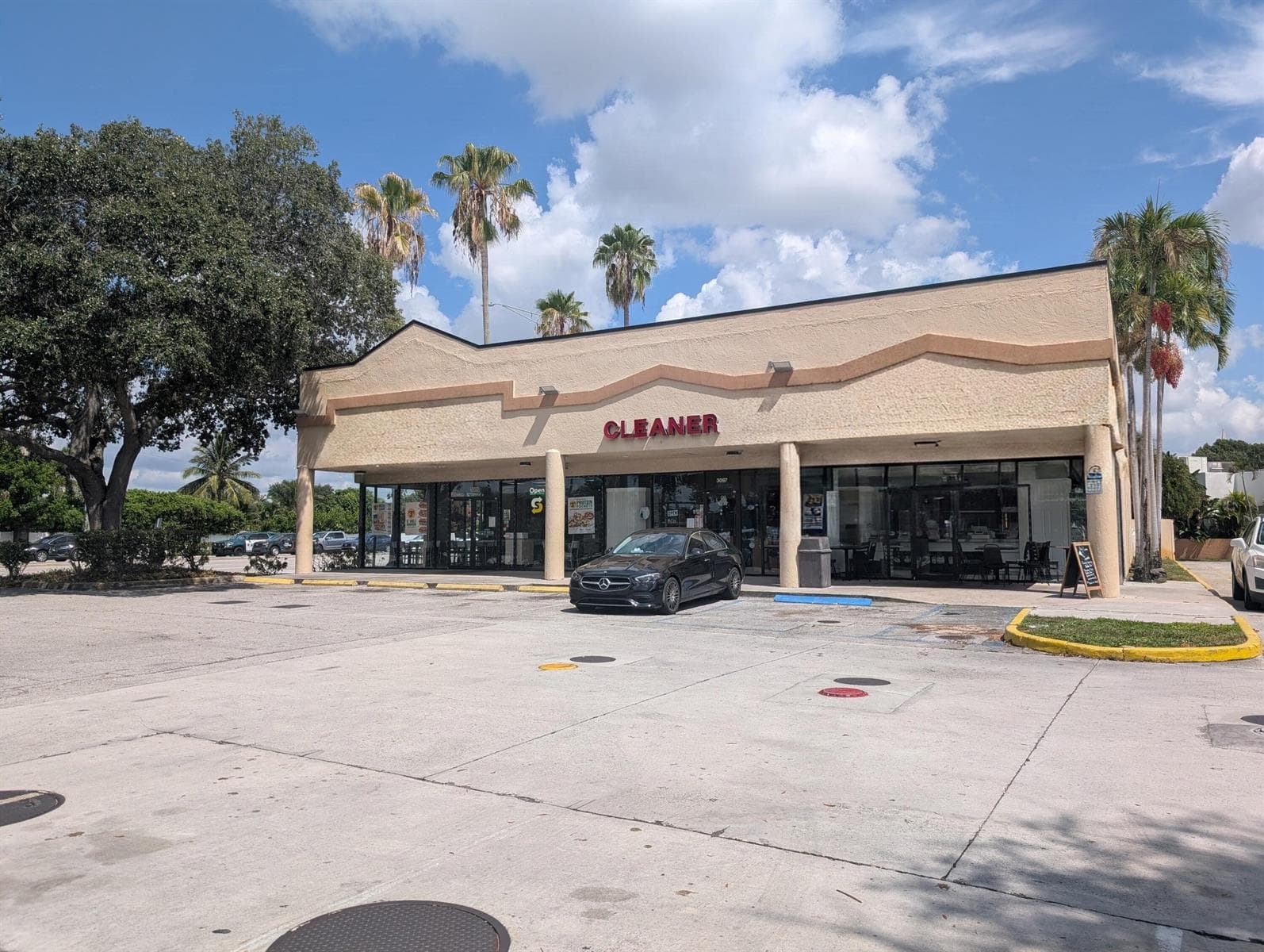 000 NW confidential Street, Fort Lauderdale FL 33309