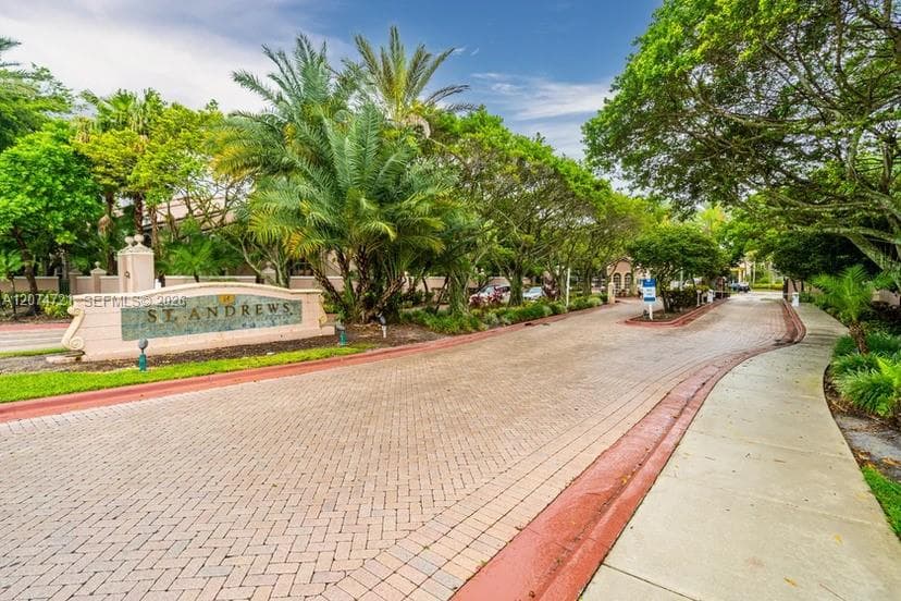12166 Saint Andrews Pl # 104, Miramar FL 33025