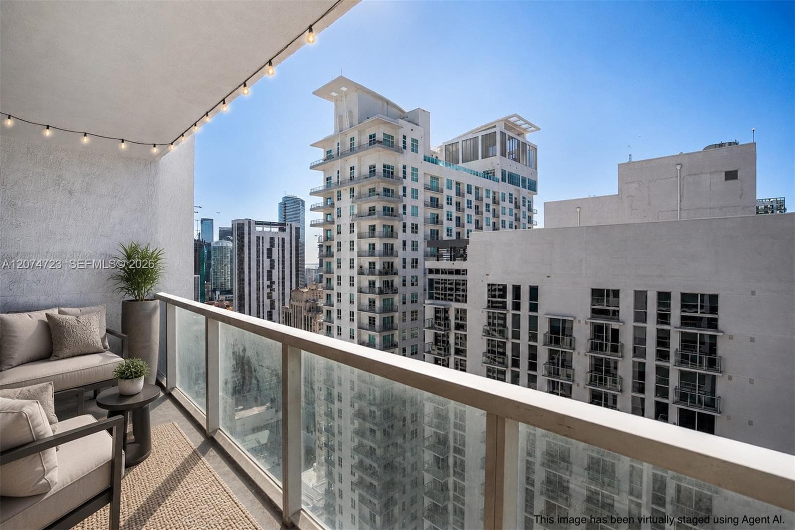 253 NE 2nd St # 3104, Miami FL 33132 photo 2
