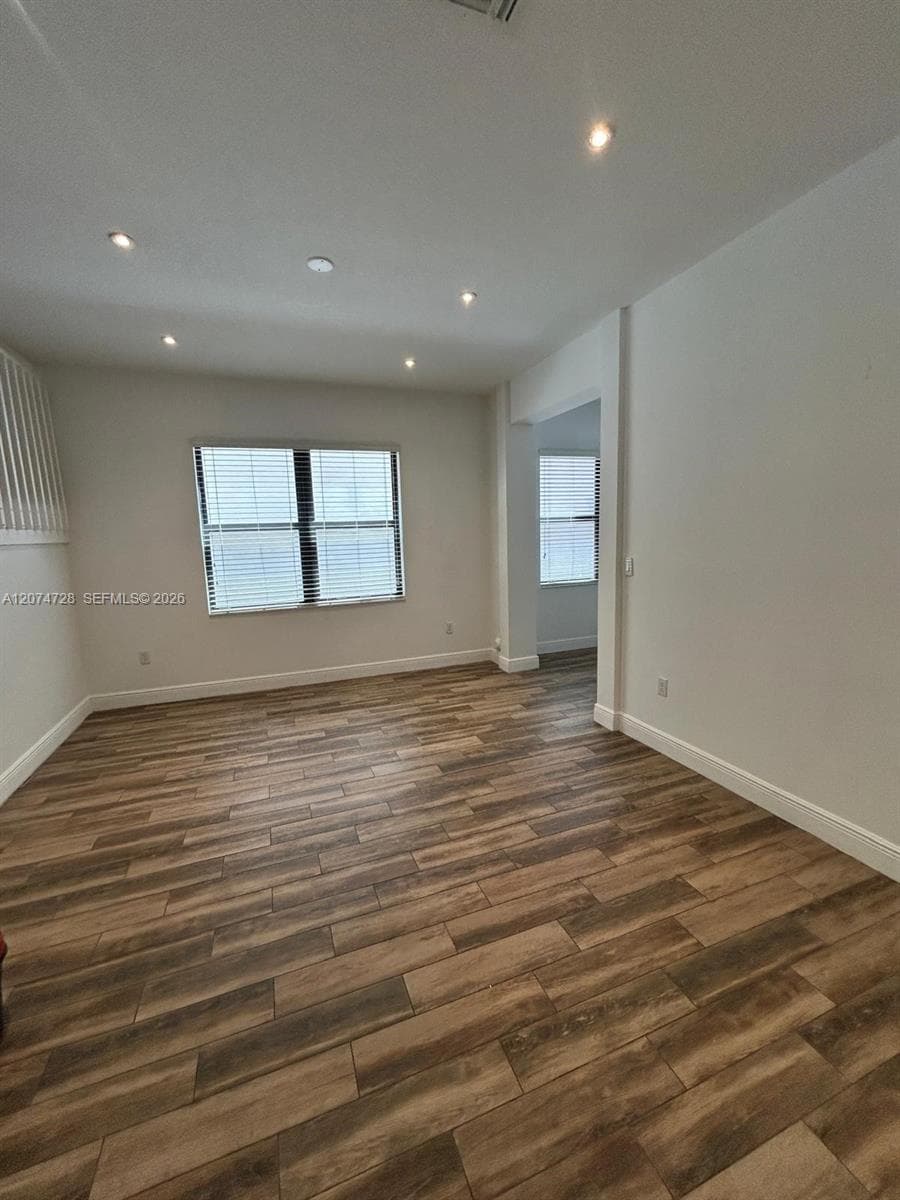 731 NE 193rd St # 731, Miami FL 33179 photo 4