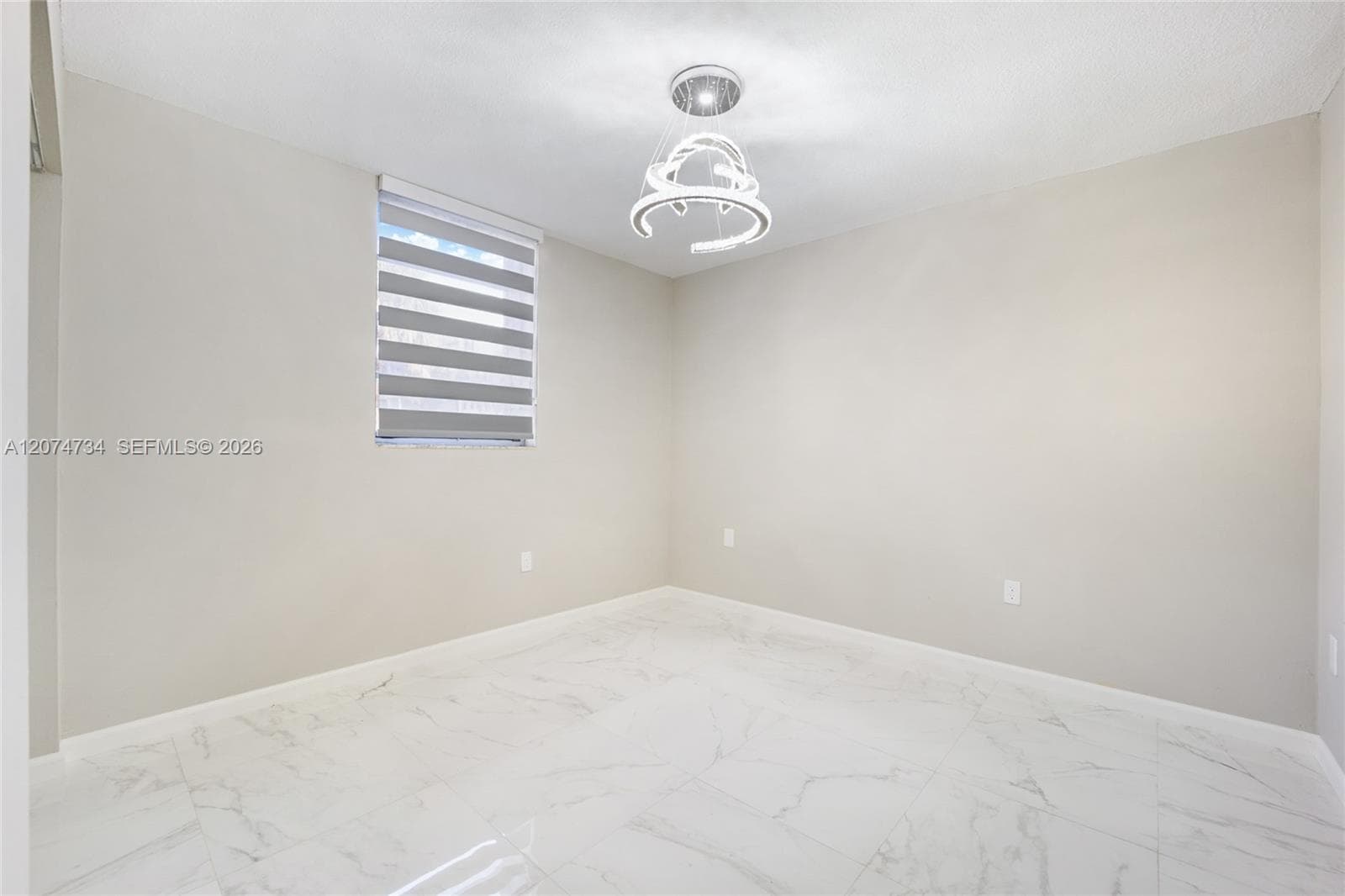 10000 NW 80th Ct # 2102, Hialeah Gardens FL 33016