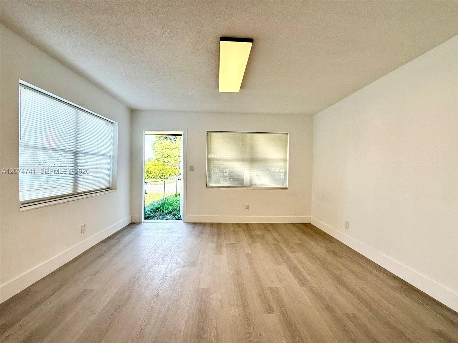 910 SW 2nd Ave # 910, Hallandale Beach FL 33009 photo 3