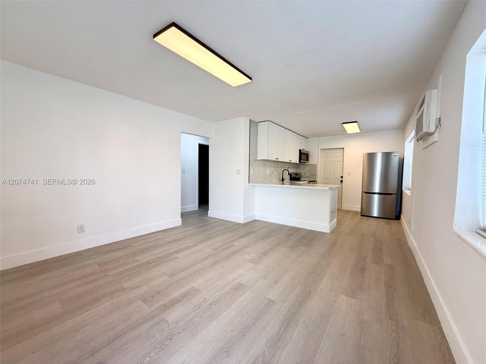 910 SW 2nd Ave # 910, Hallandale Beach FL 33009 photo 4