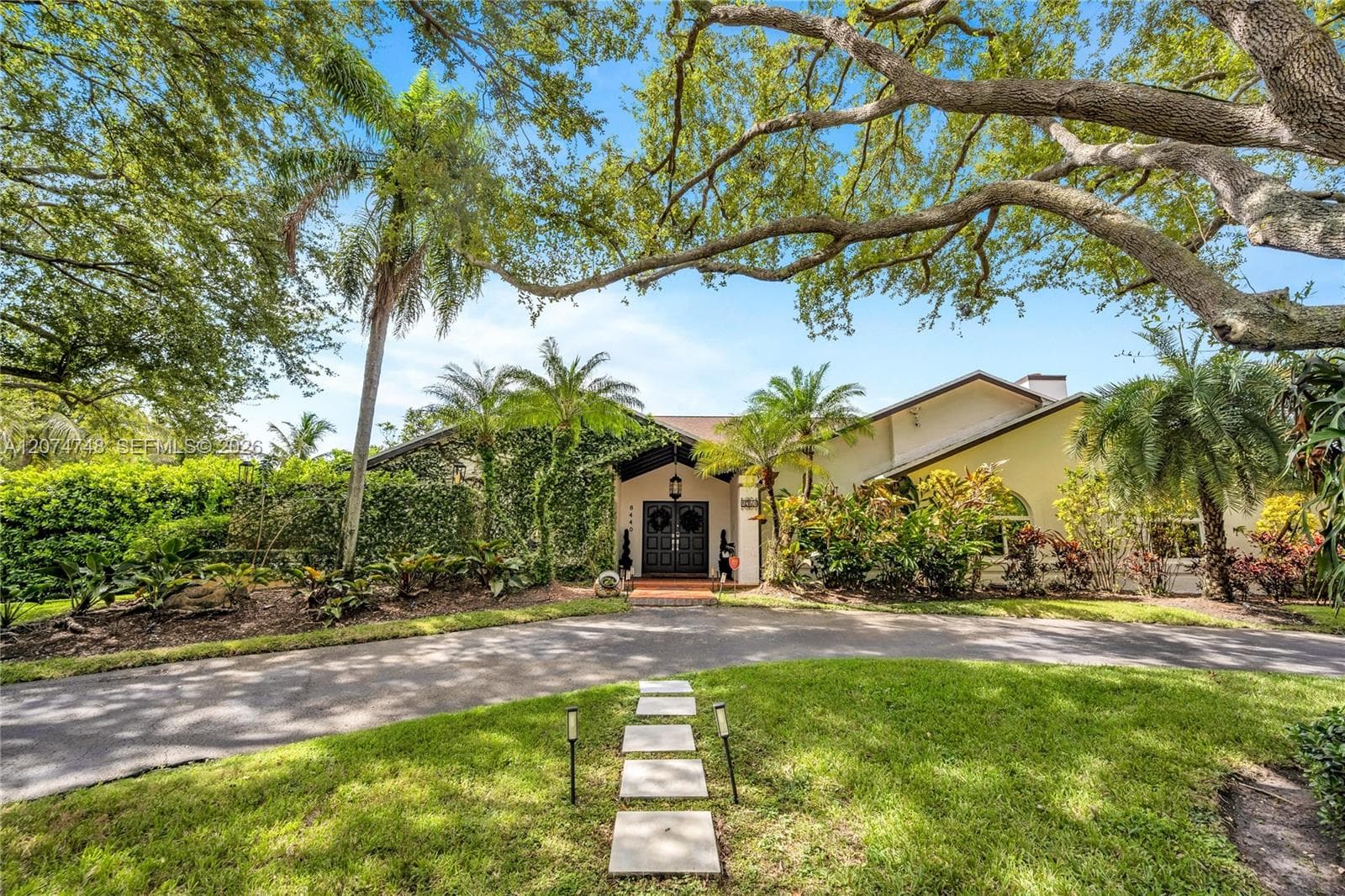 8440 SW 182nd Ter, Palmetto Bay FL 33157