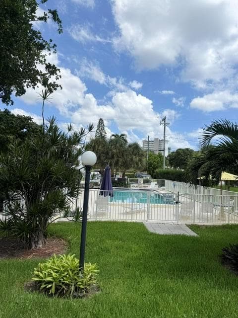 2060 NE 1ST Street # 9, Deerfield Beach FL 33441