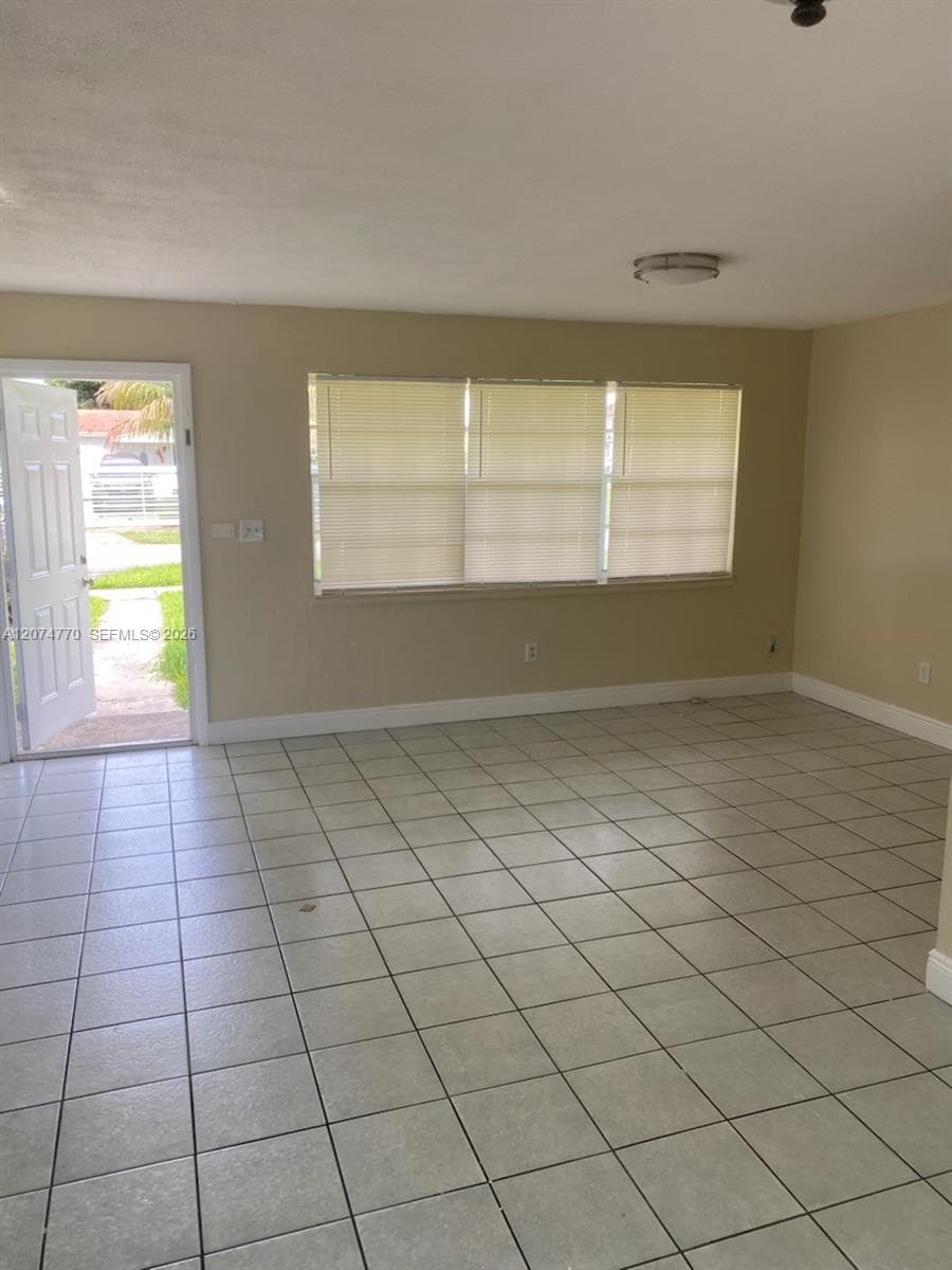 27922 SW 130th Ct, Homestead FL 33032