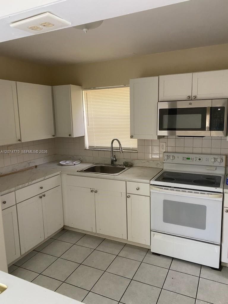 27922 SW 130th Ct, Homestead FL 33032 photo 5