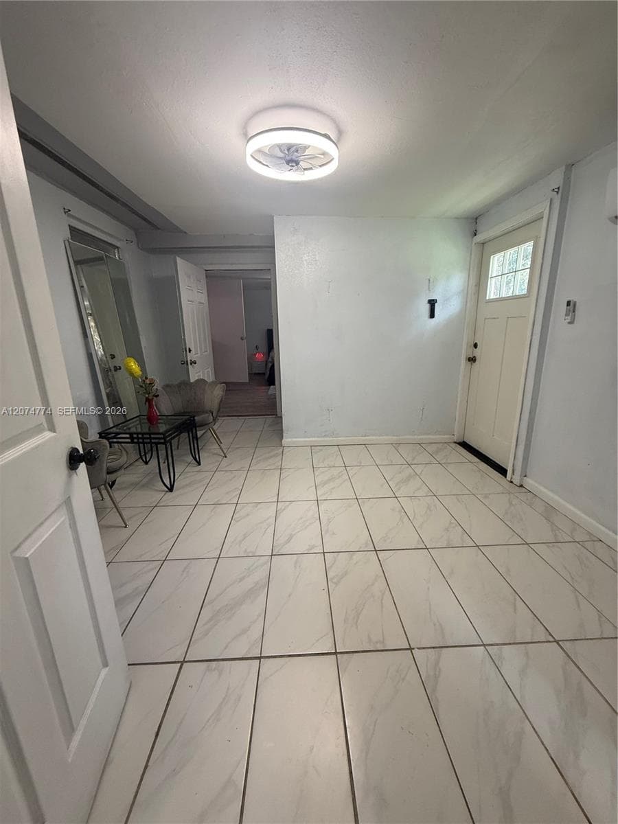 679 ave g # 1, Winter Haven FL 33880 photo 5