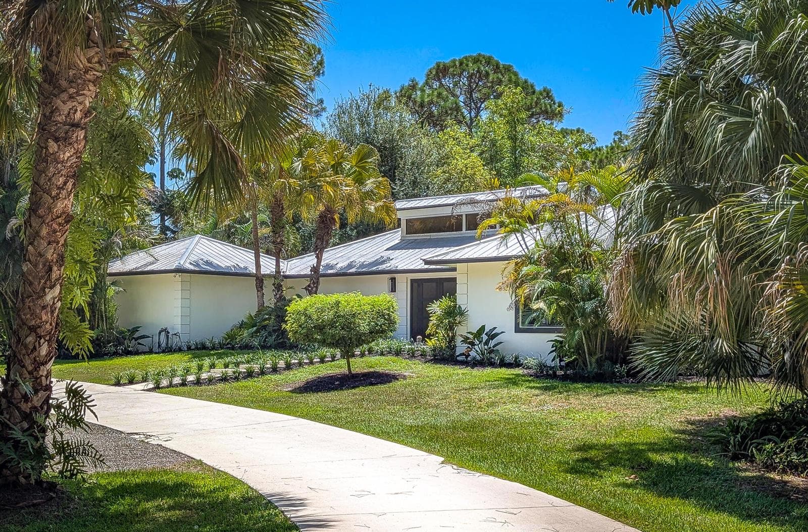 8166 150th Court N, Palm Beach Gardens FL 33418