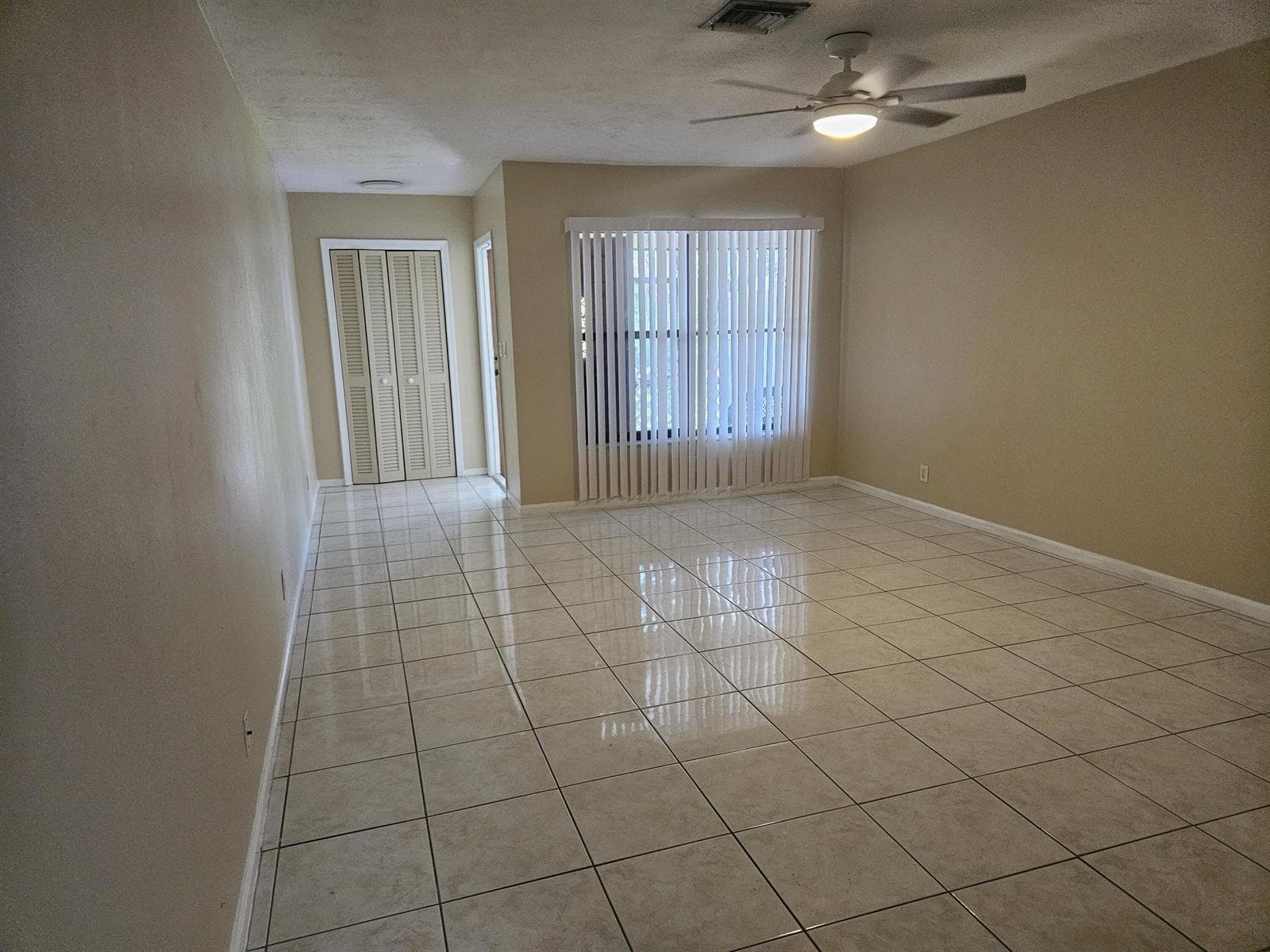 7910 NW 70th Court, Tamarac FL 33321 photo 5