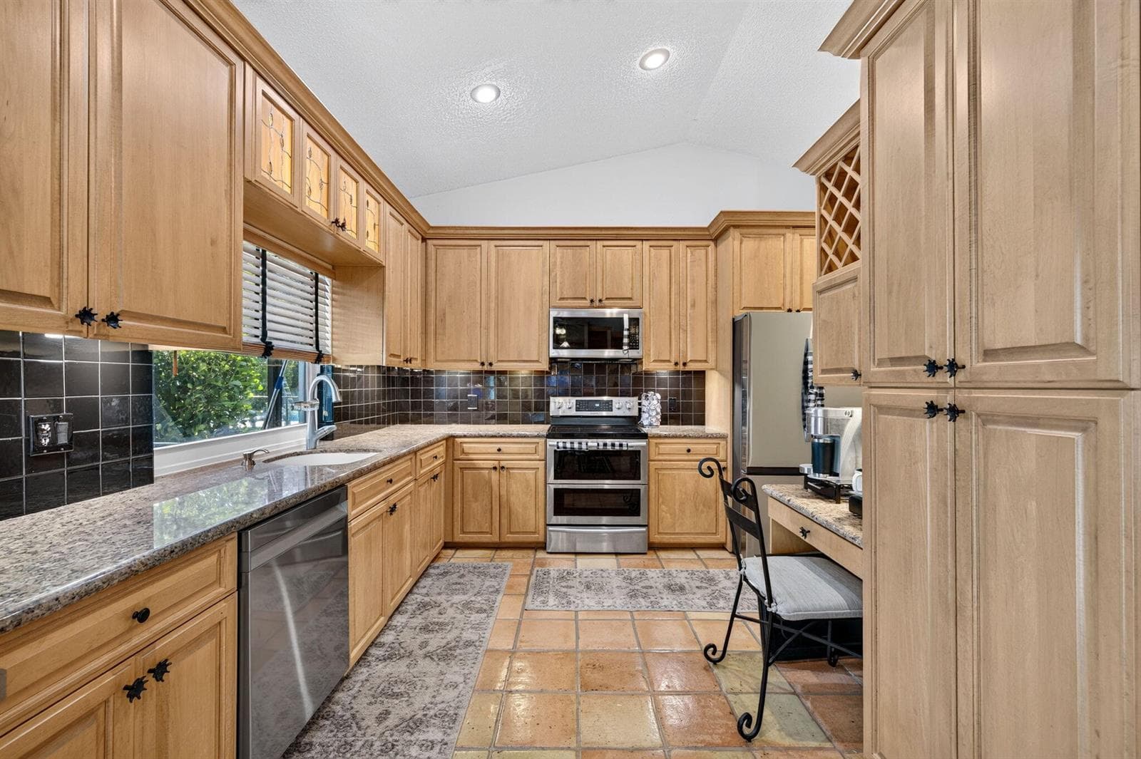 5417 NW 83rd Way, Coral Springs FL 33067 photo 5