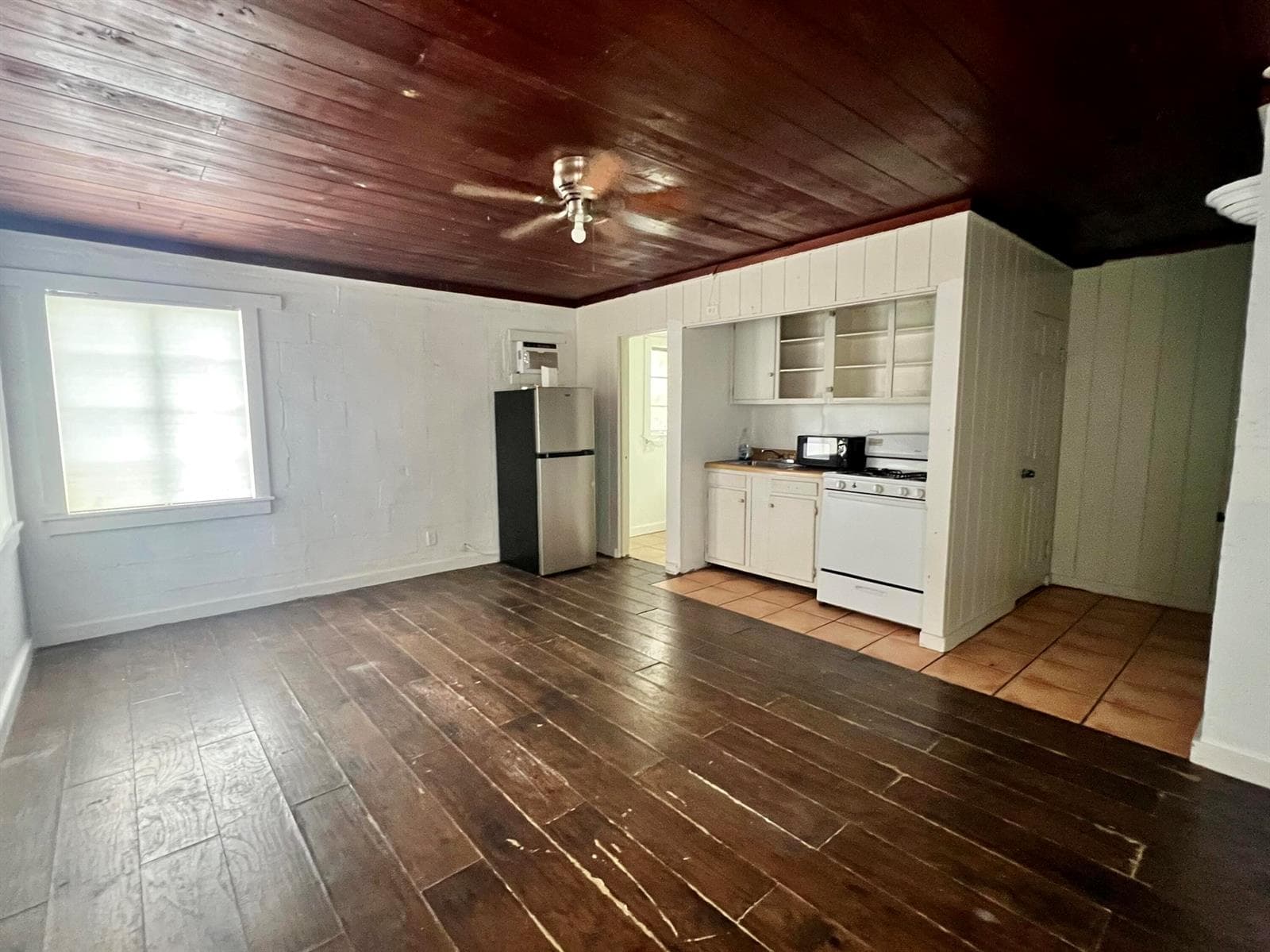 3261 S Us Highway 1 # 4, Fort Pierce FL 34982 photo 2