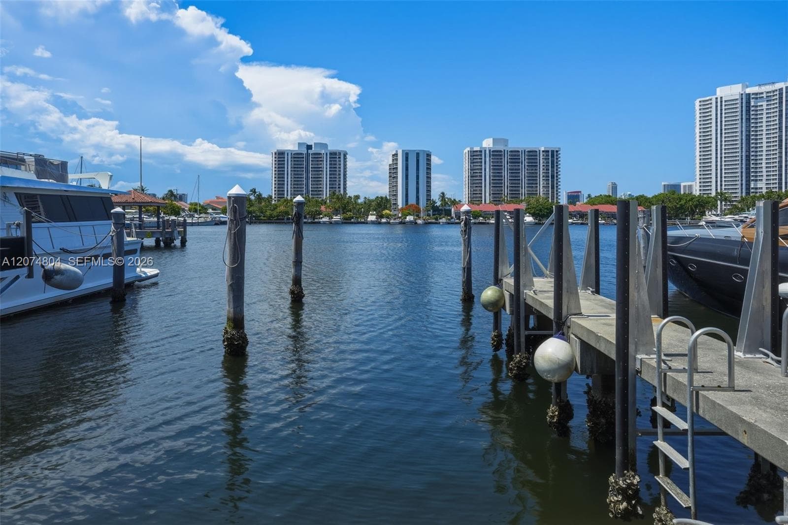 3601 NE 207th St W20, Aventura FL 33180 photo 4