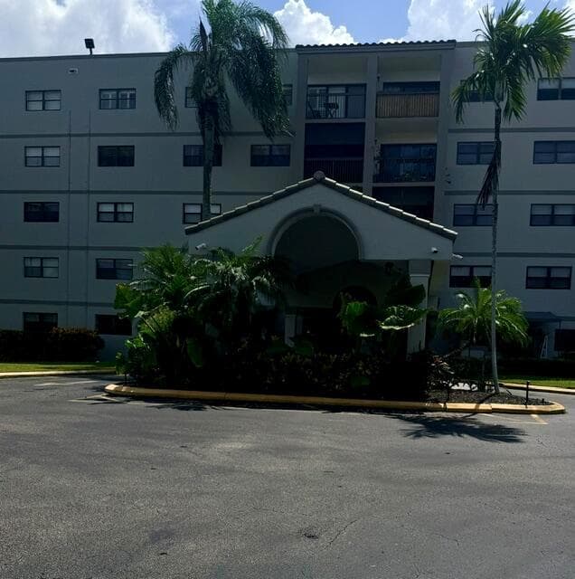 701 NW 19TH Street # 512, Fort Lauderdale FL 33311 photo 3
