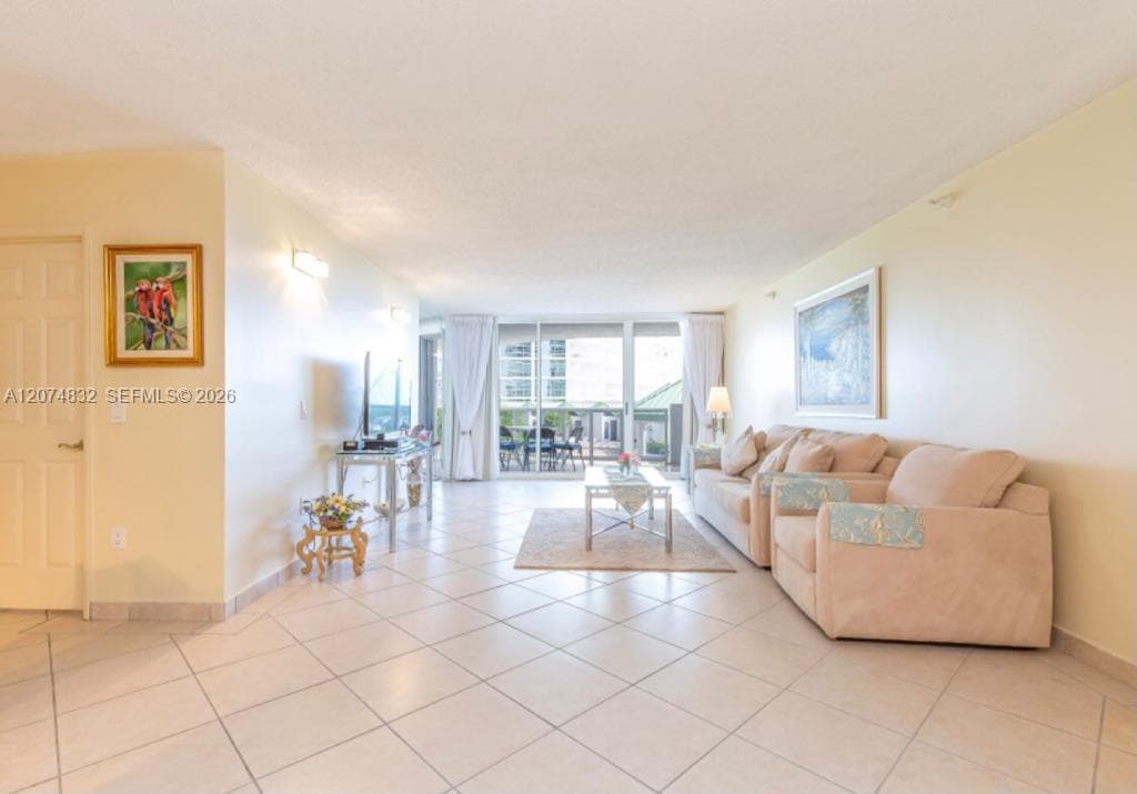 16711 Collins Ave # 706, Sunny Isles Beach FL 33160