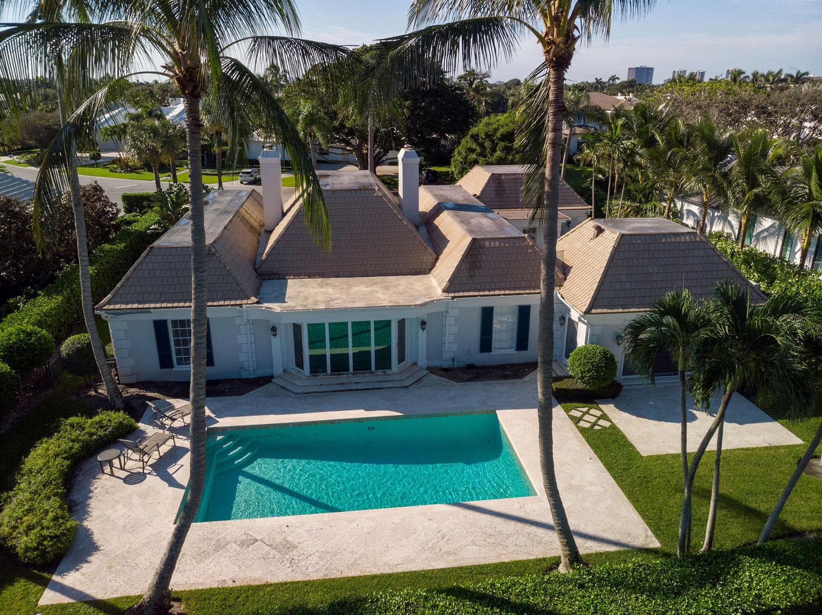 971 LAKE HOUSE Drive, North Palm Beach FL 33408 photo 2
