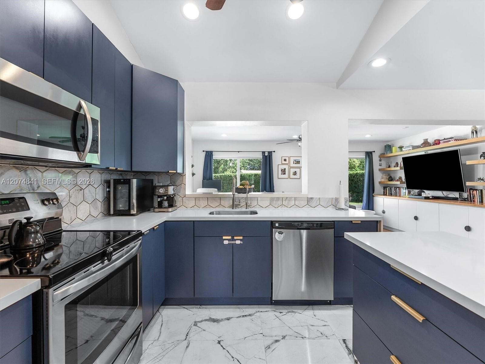 7500 NW 42nd St, Coral Springs FL 33065 photo 3