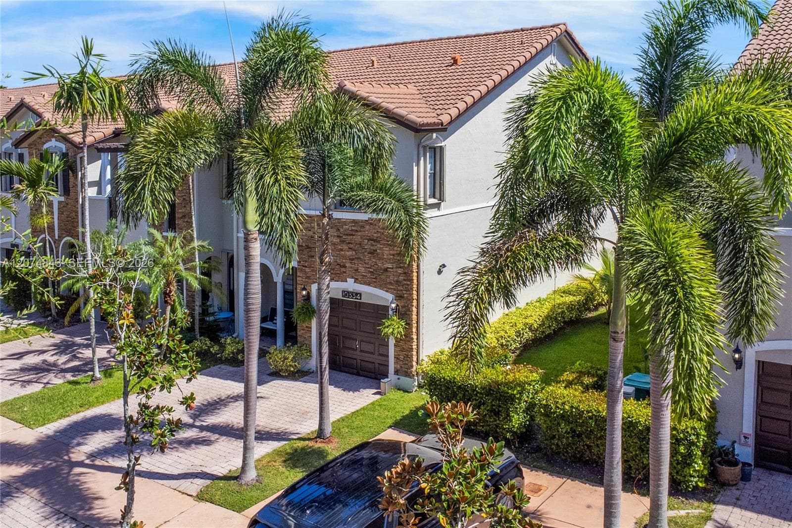 10334 NW 30th Ter, Doral FL 33172 photo 2