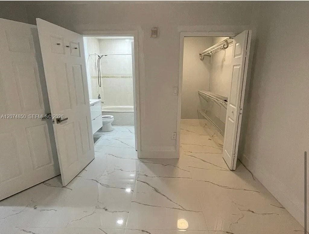 20950 SW 87th Ave # 305, Cutler Bay FL 33189 photo 5
